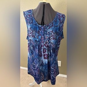 Lily  Blue and navy floral pleated